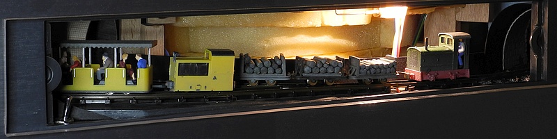 Even with the dust cover in place it is easy to change rolling stock via the illuminated tunnel area.